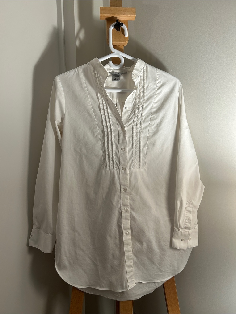 Tristan White Pintucked Button-Front Women's Blouse Size M